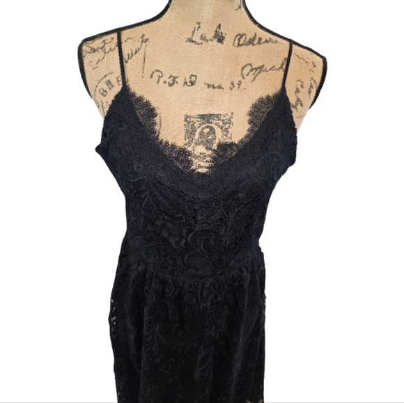 Express Navy Blue Elegant Lace Overlay Party Cocktail Formal‎ Dress Size Medium - Picture 5 of 11